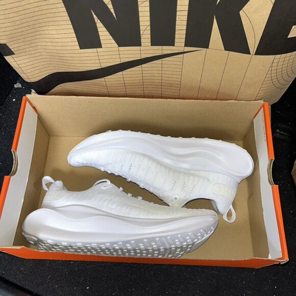 NEW Nike ReactX Infinity Run 4 Wide 4E White FN0881-100 Men Size 8.6